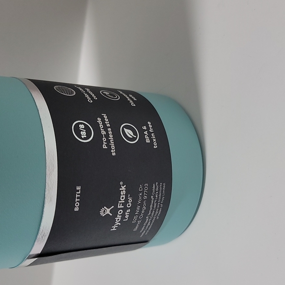 Hydro Flask 24 oz Standard Mouth Apline - Picture 5 of 7